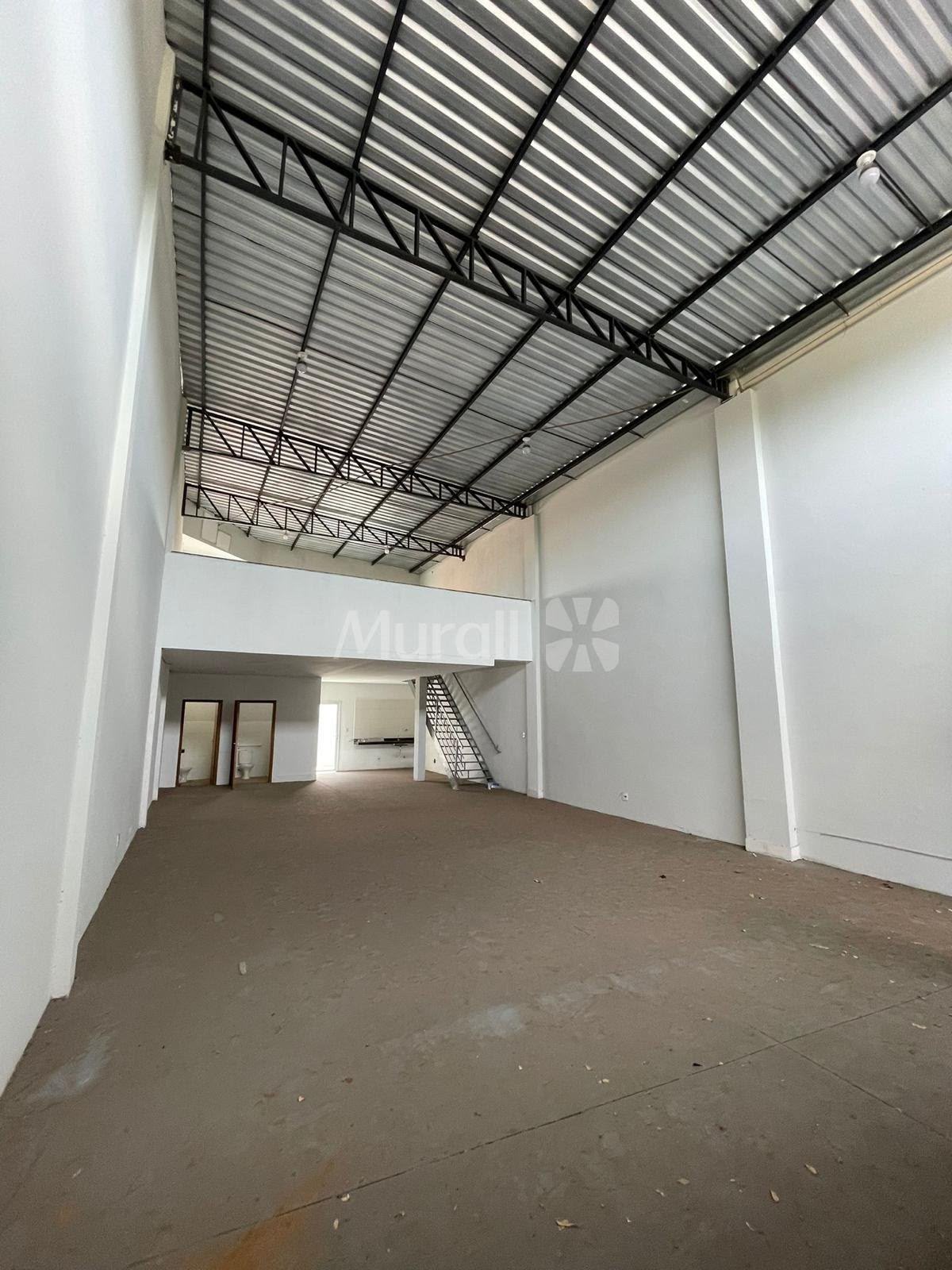 ALUGA-SE GALPÃO COMERCIAL | FRANCA - SP